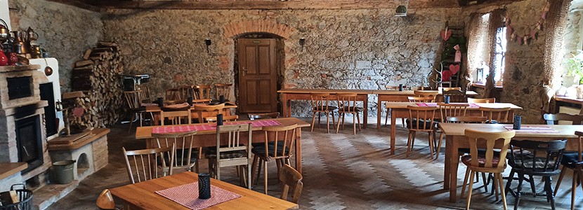 Saal-1.jpg